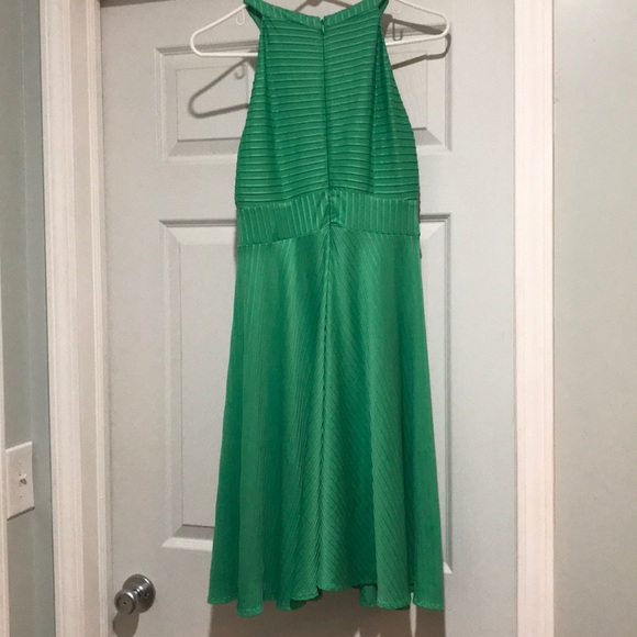 London Times Green Dress - Picture 5 of 6